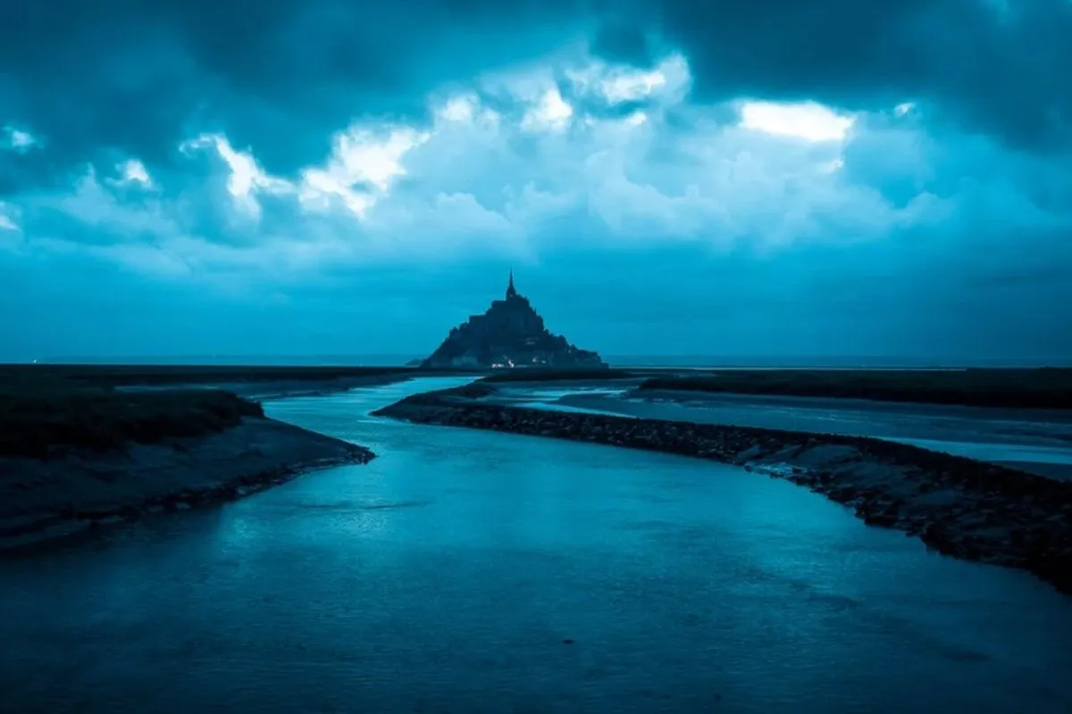 color-blue-spiritual-meaning-symbolism-representation